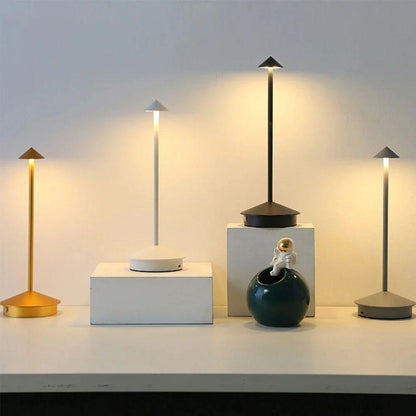 Luminária de Mesa Pina