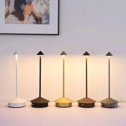 Luminária de Mesa Pina