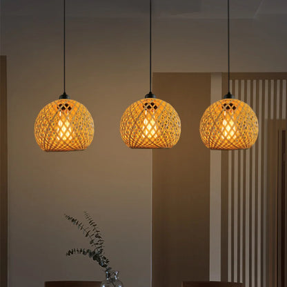 Luminária Pendente de Bambu Akada.