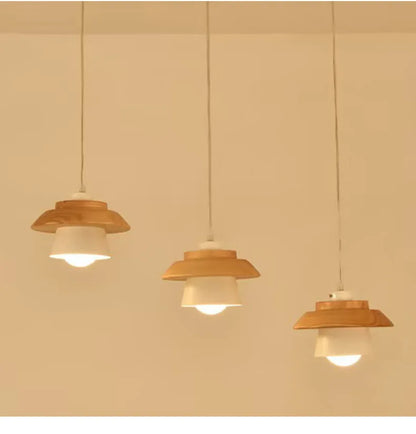 Luminária Pendente de Madeira e Metal - Design Contemporâneo.