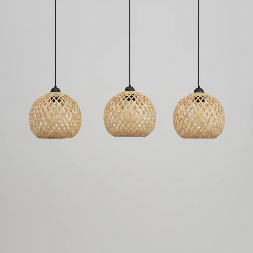 Luminária Pendente de Bambu Akada.