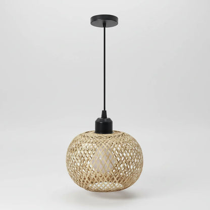 Luminária Pendente de Bambu Akada.