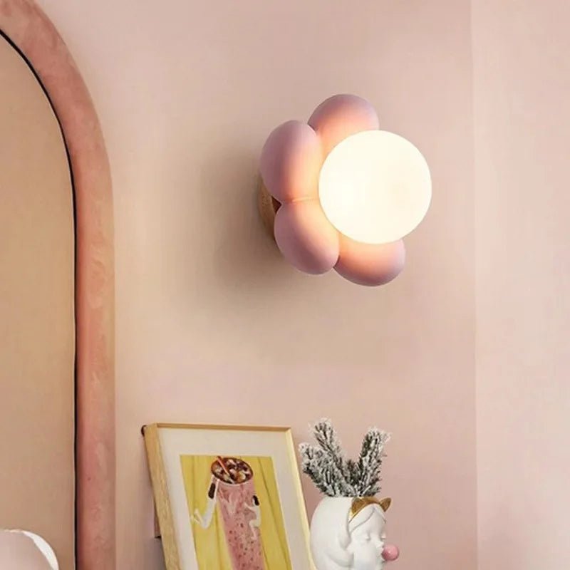 Arandela LED Flor Moderna - Iluminação Decorativa de Parede.