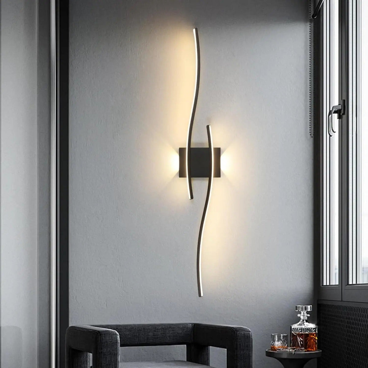 Arandela de Parede LED Preta - Design Minimalista com Luz Dupla